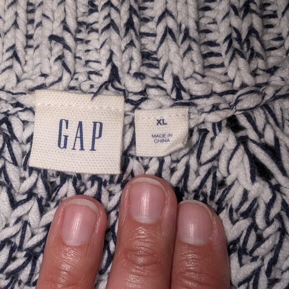 Gap Oversized Cardigan - White/Black - Size XL - Picture 2 of 3